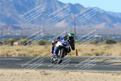 media/Jan-12-2025-CVMA (Sun) [[be1d2b16e3]]/Race 2-Supersport Middleweight/